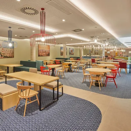 Hampton by Hilton Barcelona Fira Gran Via