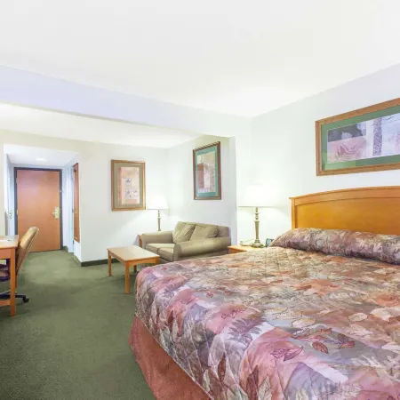 Wingate by Wyndham Bentonville Airport
