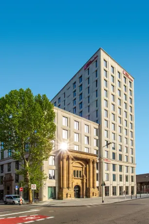 Hilton Garden Inn Mannheim Hotels in der Nähe von von Staatliche Hochschule für Musik und Darstellende Kunst Mannheim