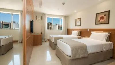 Américas Granada Hotel Отели рядом с достопримечательностью «Rua Santa Cristina»