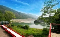 Donggang Village Caravan Pension Hotel di Yeongwol