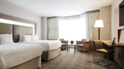 Novotel Montréal Centre Hotels near Old Montreal