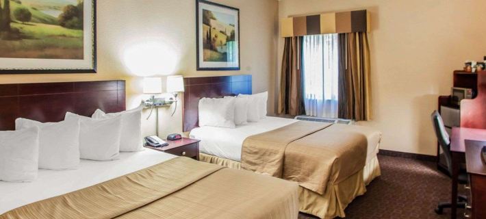 Quality Inn & Suites Hotels in Peoria County