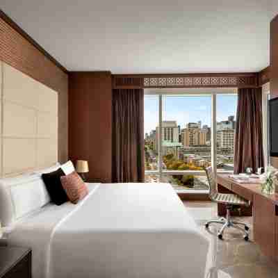 Shangri-La Toronto Rooms