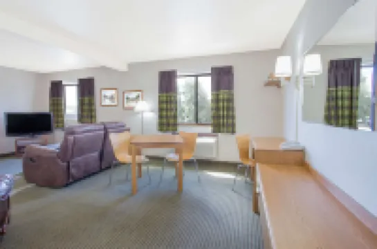 Super 8 by Wyndham Havre Hotel di Havre