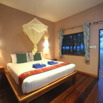 Mayalay Resort-Green Hotel