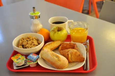 B Hotel Caen Отели в г. Бургебюс