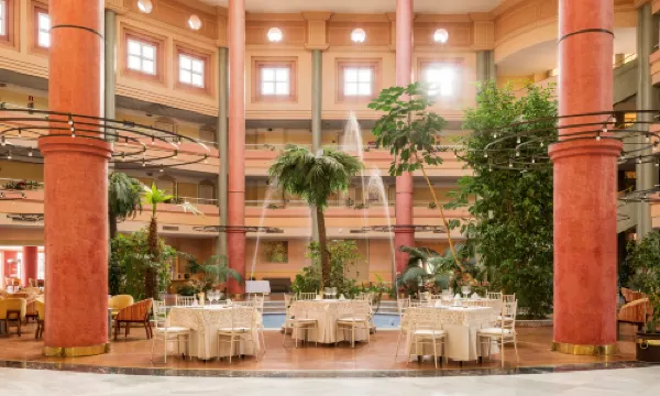 Hotel ILUNION Alcora Sevilla Zonas comunes Photos