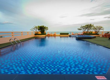 FuramaXclusive Sandara Hua Hin at Cha-am Beach