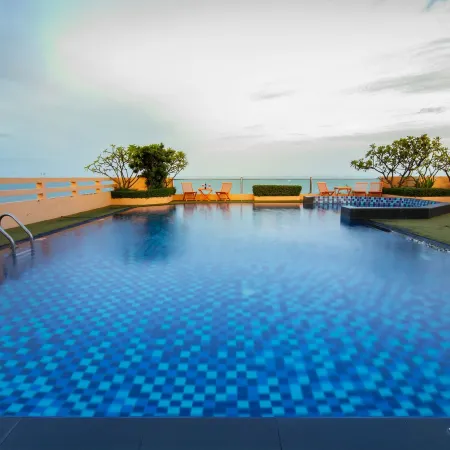 FuramaXclusive Sandara Hua Hin at Cha-am Beach