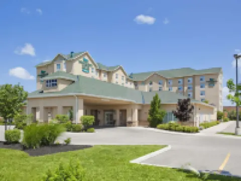 ホームウッド スイーツ バイ ヒルトン ケンブリッジ ウォータールー オンタリオ ケンブリッジのホテル