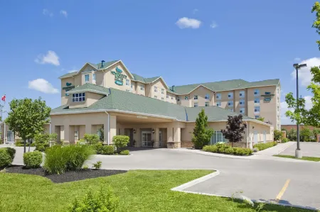 Homewood Suites by Hilton Cambridge-Waterloo, Ontario Отели рядом с достопримечательностью «Кеймбридж Скалпчер Гарден»