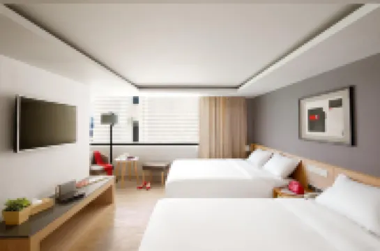 克利泰套房酒店 鄰近蘇帕查拉賽體育場的酒店