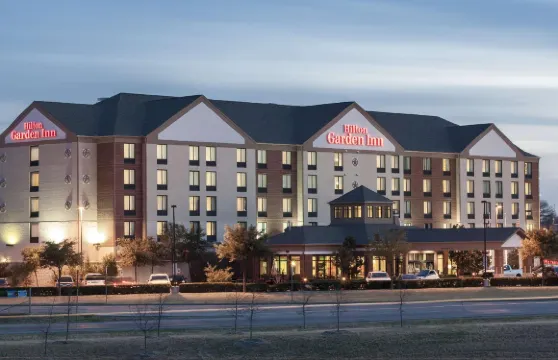 達拉斯鄧肯維爾希爾頓花園酒店