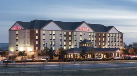 Hilton Garden Inn Dallas/Duncanville Отели рядом с достопримечательностью «Парк Крис Парис»
