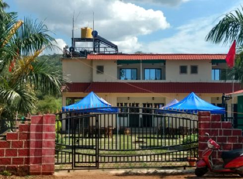 Whistling Waves Beach Resort