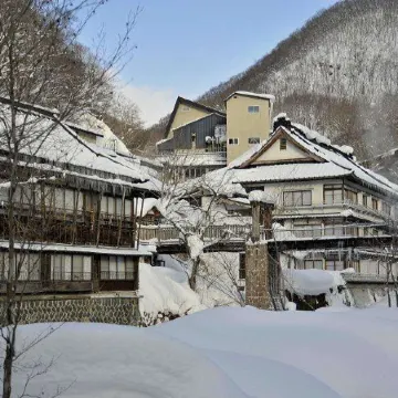Takaragawa Onsen Ousenkaku