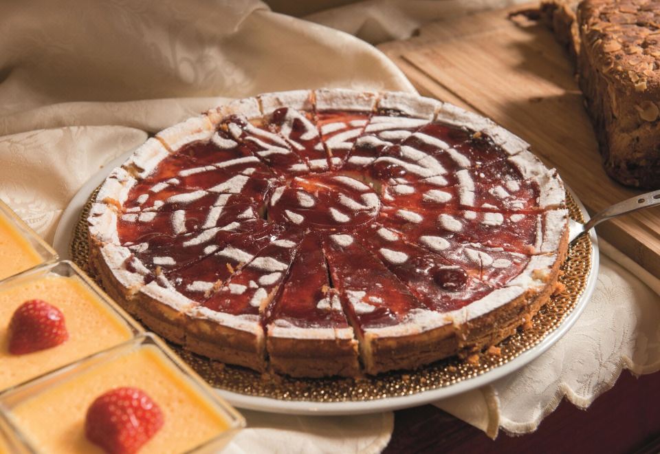 2. 호텔 베르나 밀..