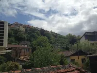 Araz Apart - Homestays