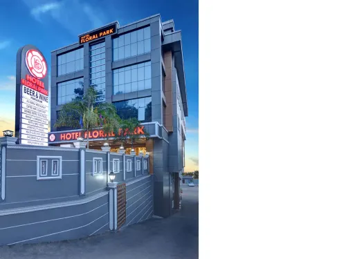 Hotel Floral Park Hotels in Palai