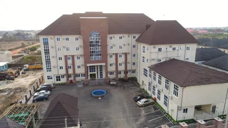 Glo-Ran Hotel and Event Place