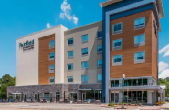 Fairfield Inn & Suites Virginia Beach Town Center Hotels near Thoroughgood House