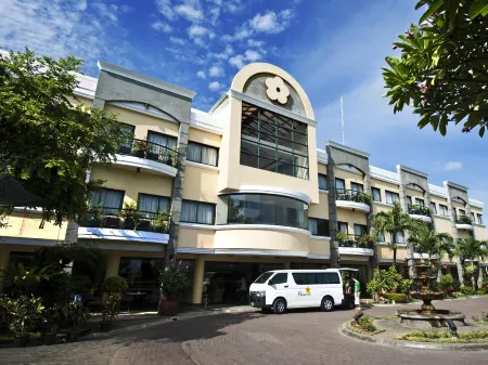 โรงแรมเฟลอริส พาลาวัน