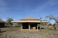 Ikoma Wild Camp Các khách sạn ở Serengeti