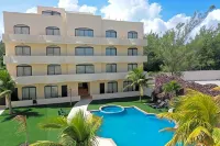Hotel Arenas del Mar Resort - Pools