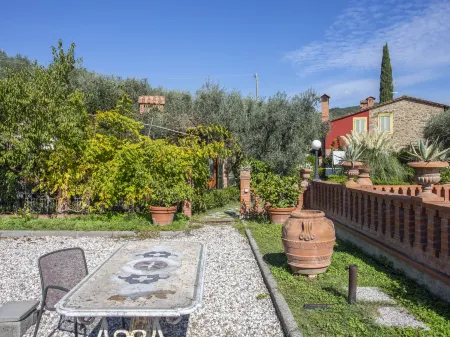 Borgo Della Limonaia