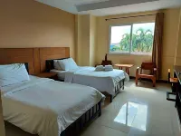 The Square Rayong Hotels in Nikhom Phatthana