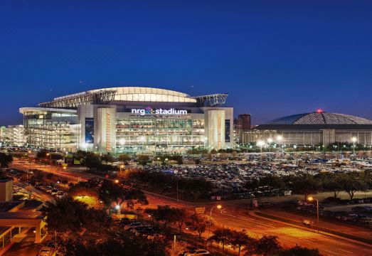 5. 홀리데이 인 익..