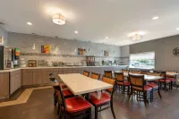 Best Western Hilliard Inn  Suites - breakfast