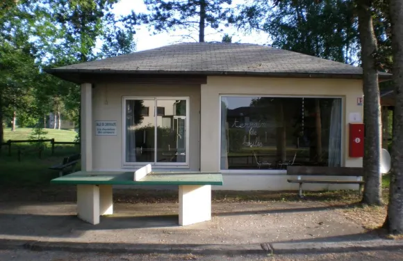 樂羅沙貝爾島露營酒店