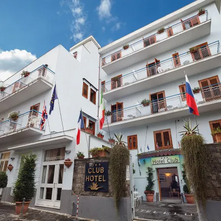 Hotel Club