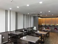 HanTing Hotel (Changchun People's Square, The Second Hospital of Jilin University) - 2-Star