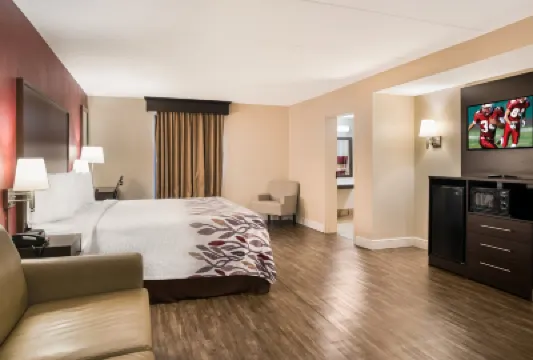 Red Roof Inn Tupelo Hotel a 