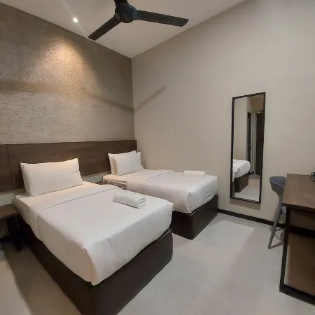 Miico Hotel @ Mount Austin