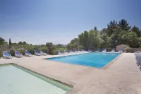 Résidence Odalys La Bastide des Chênes - Pools