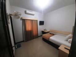 Esai - Rumah Semua