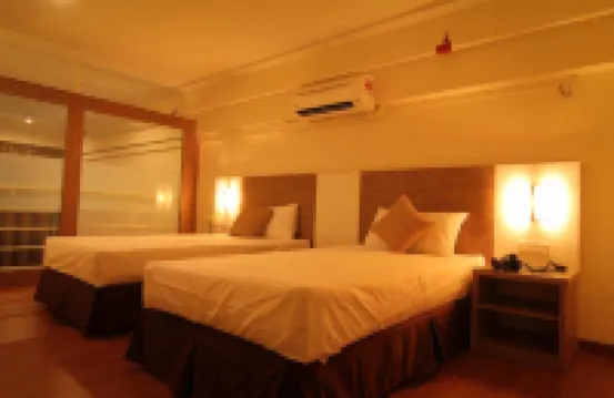 The Ceo Executive Suites