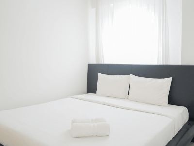 Comfy and Modern 2Br Apartment at Aeropolis Residence by Travelio