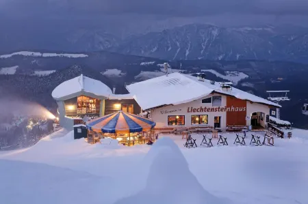 Sporthotel am Semmering Отели в г. Земмеринг