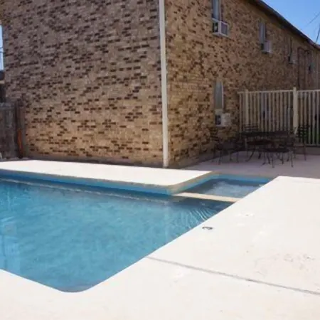 Ranch House Inn and Suites