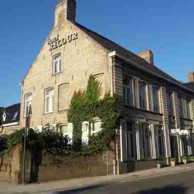 Hotel Recour Hotel Exterior