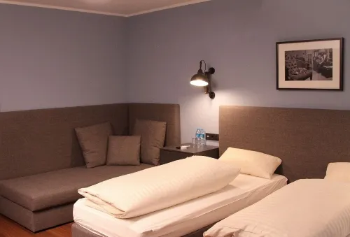 Hotel Henry Hotels in Dreieich