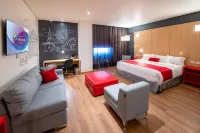 Ramada Encore by Wyndham Guadalajara Aeropuerto Hotel a Las Pintas