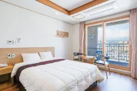 Seogwipo Eia Hotel - 2 stelle