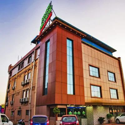 Hotel Hill View Hotels near Raja Seat