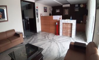 Hotel Sukhdei - Housity